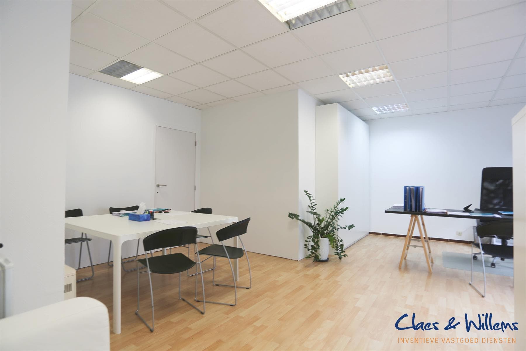 Bureau in Halle